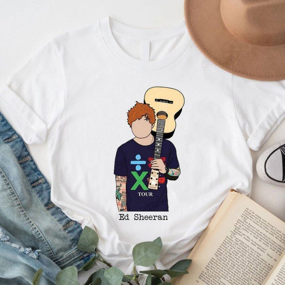 Ed Sheeran Mathematics Tour Guitar Graphic Pop Concert Fan Unisex T-Shirt